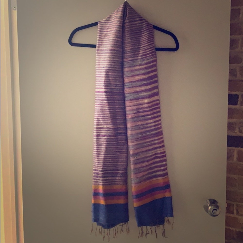 Scarf/ shawl